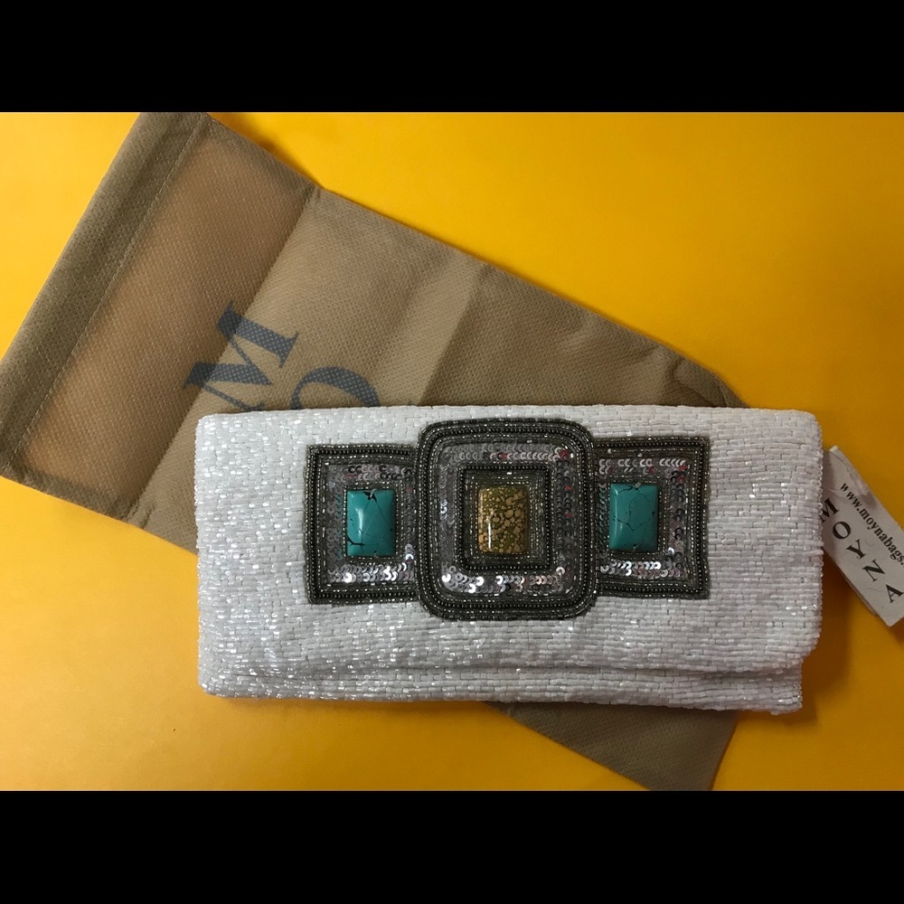 Moyna Clutch